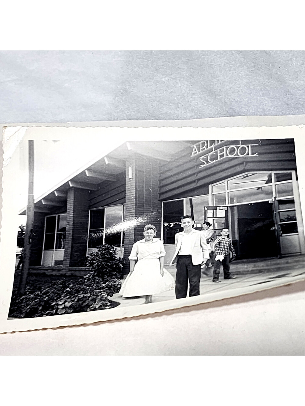 Vintage 1950s Photo Arlington School Mid Century Architecture Deckle Edge 5x3.5